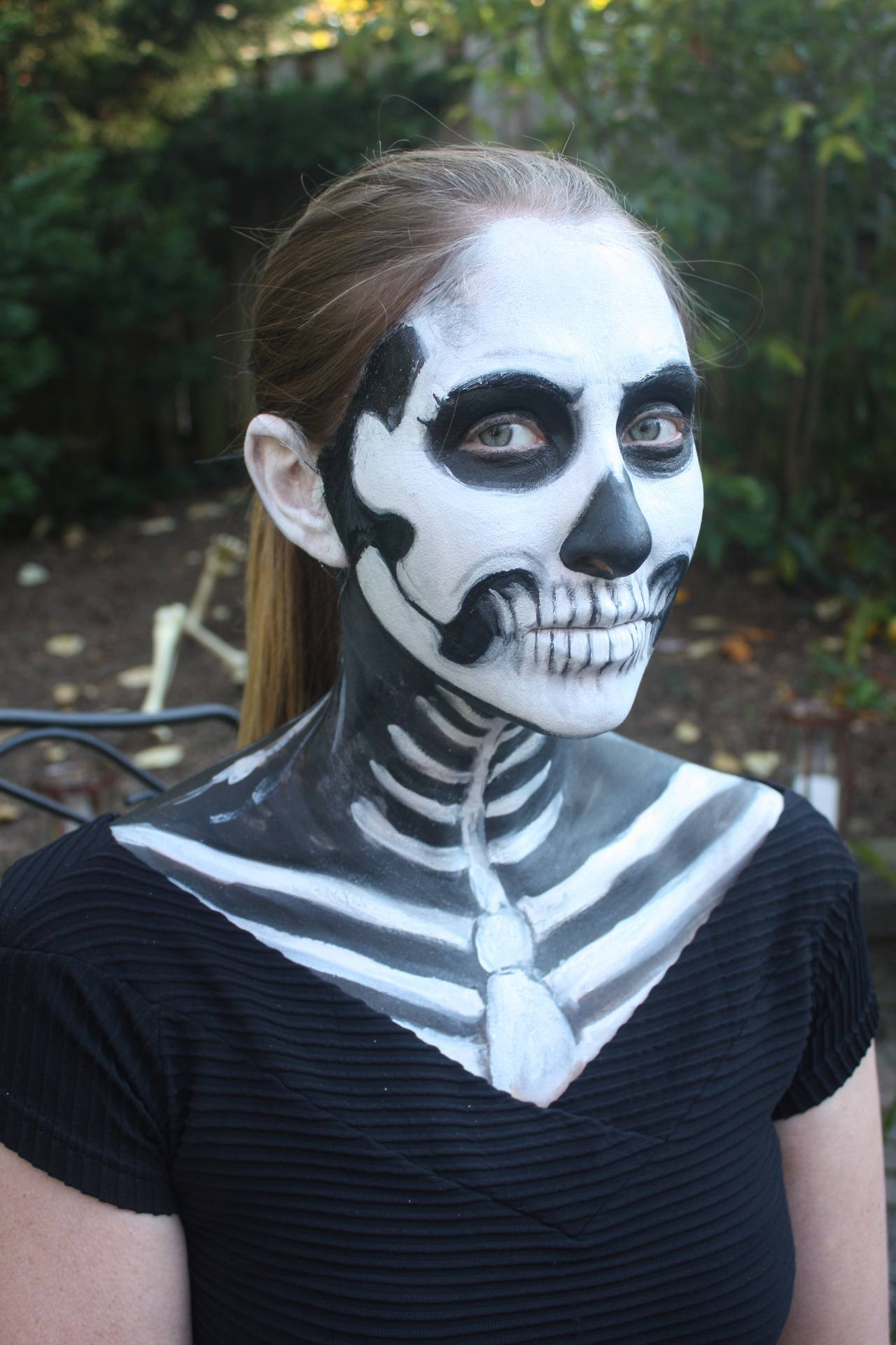 Skeleton Face Painting