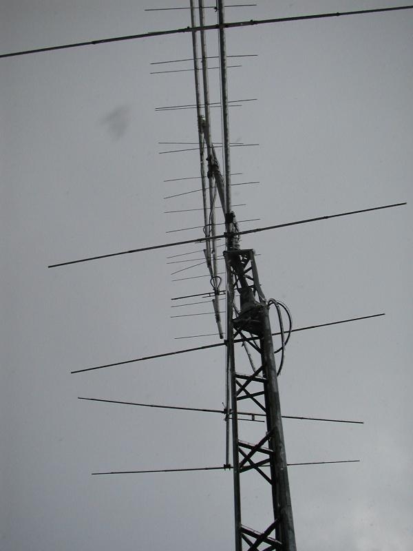 Our VHF tower now has a lean to it