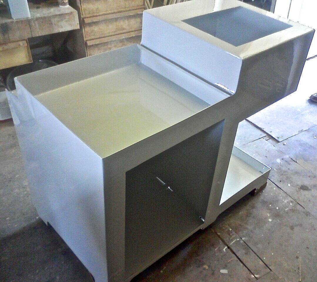 Chris Craft fridge and oven container