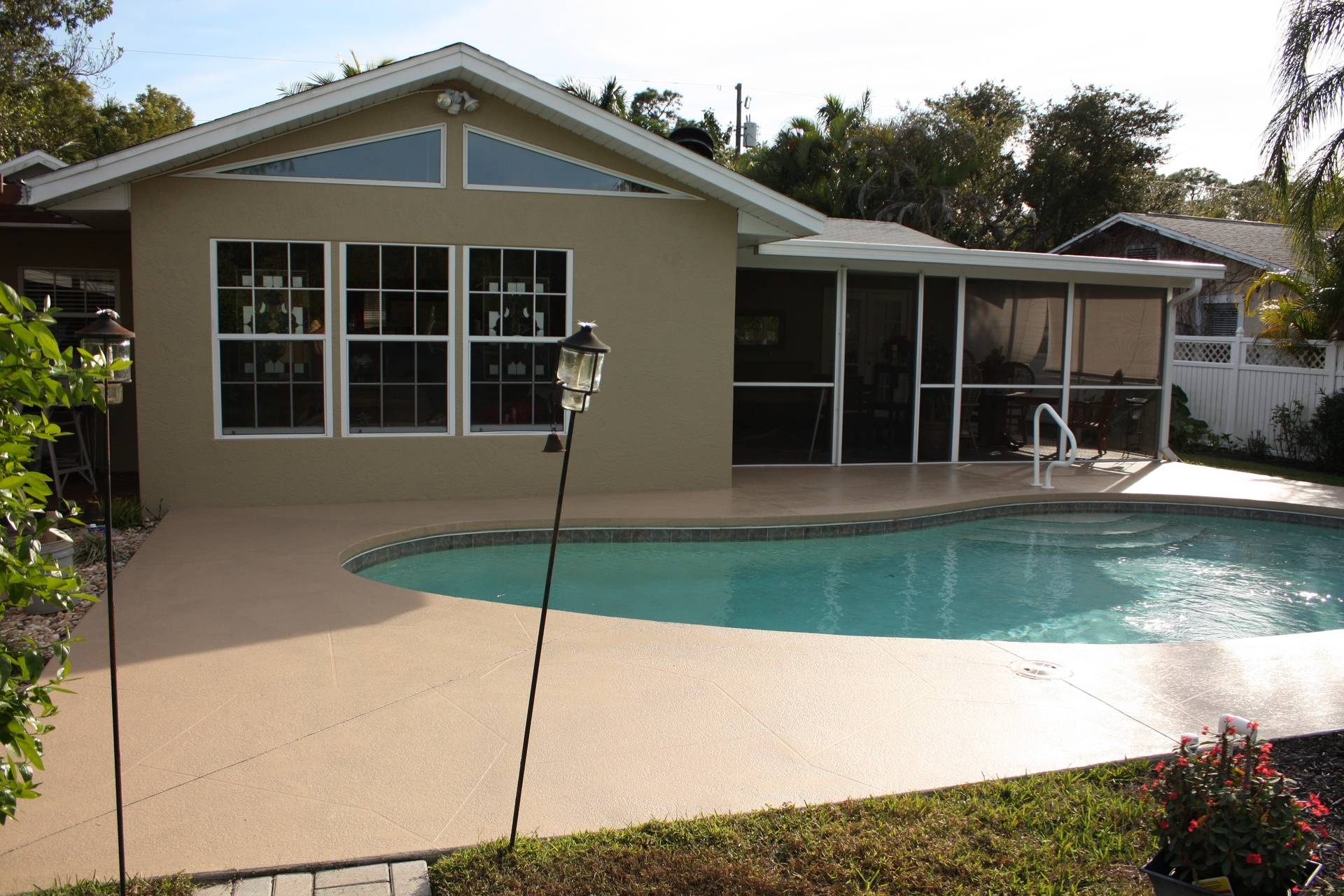 Ext Painting & Pool Deck