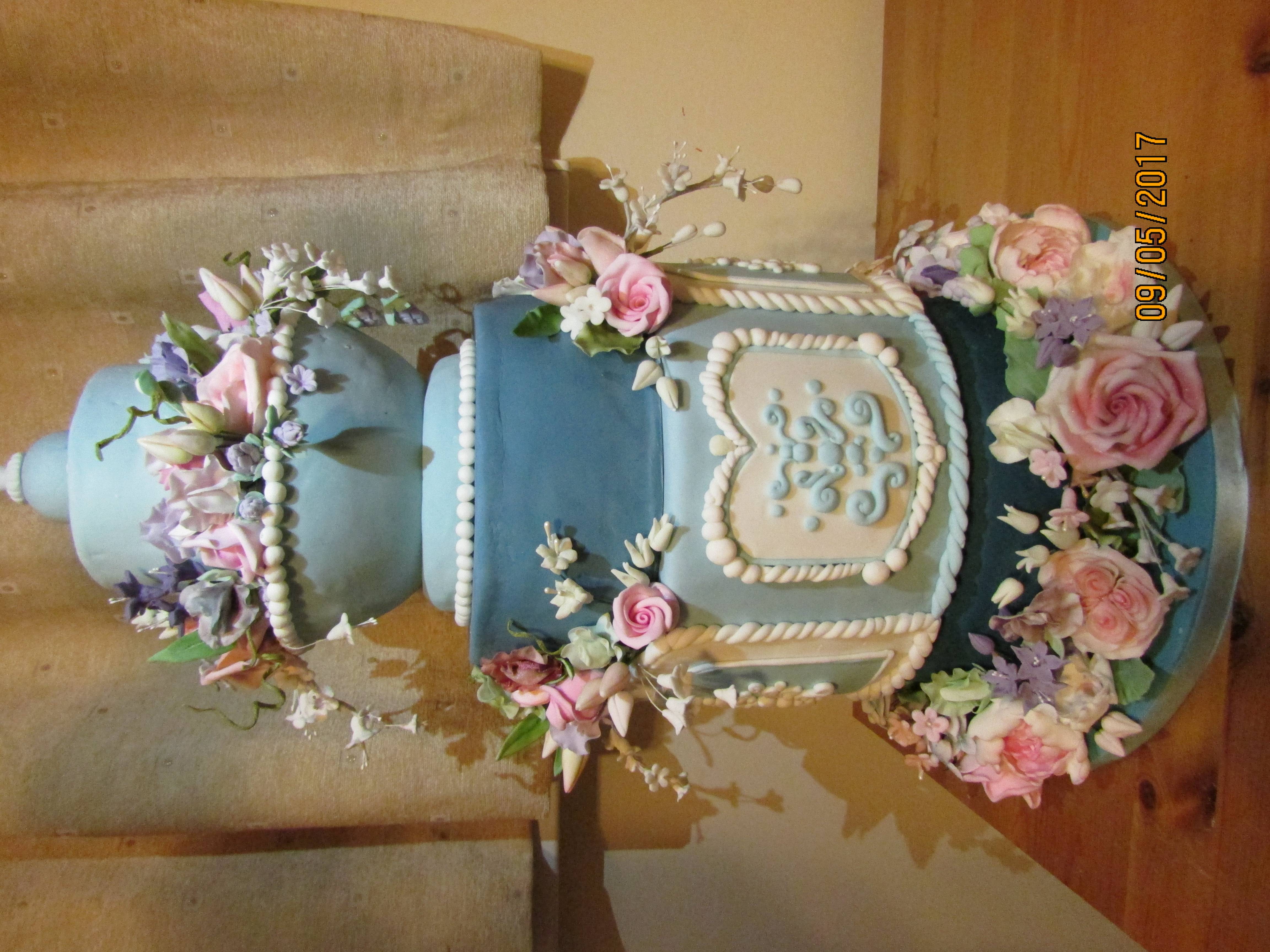 Wedgewood Blue Floral Cake