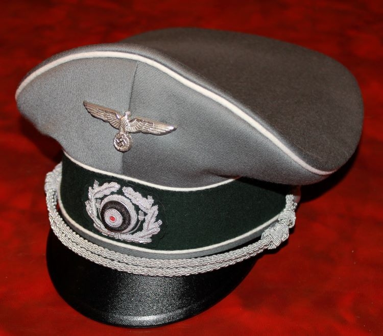 Großdeutschland Officer Waffenrock: