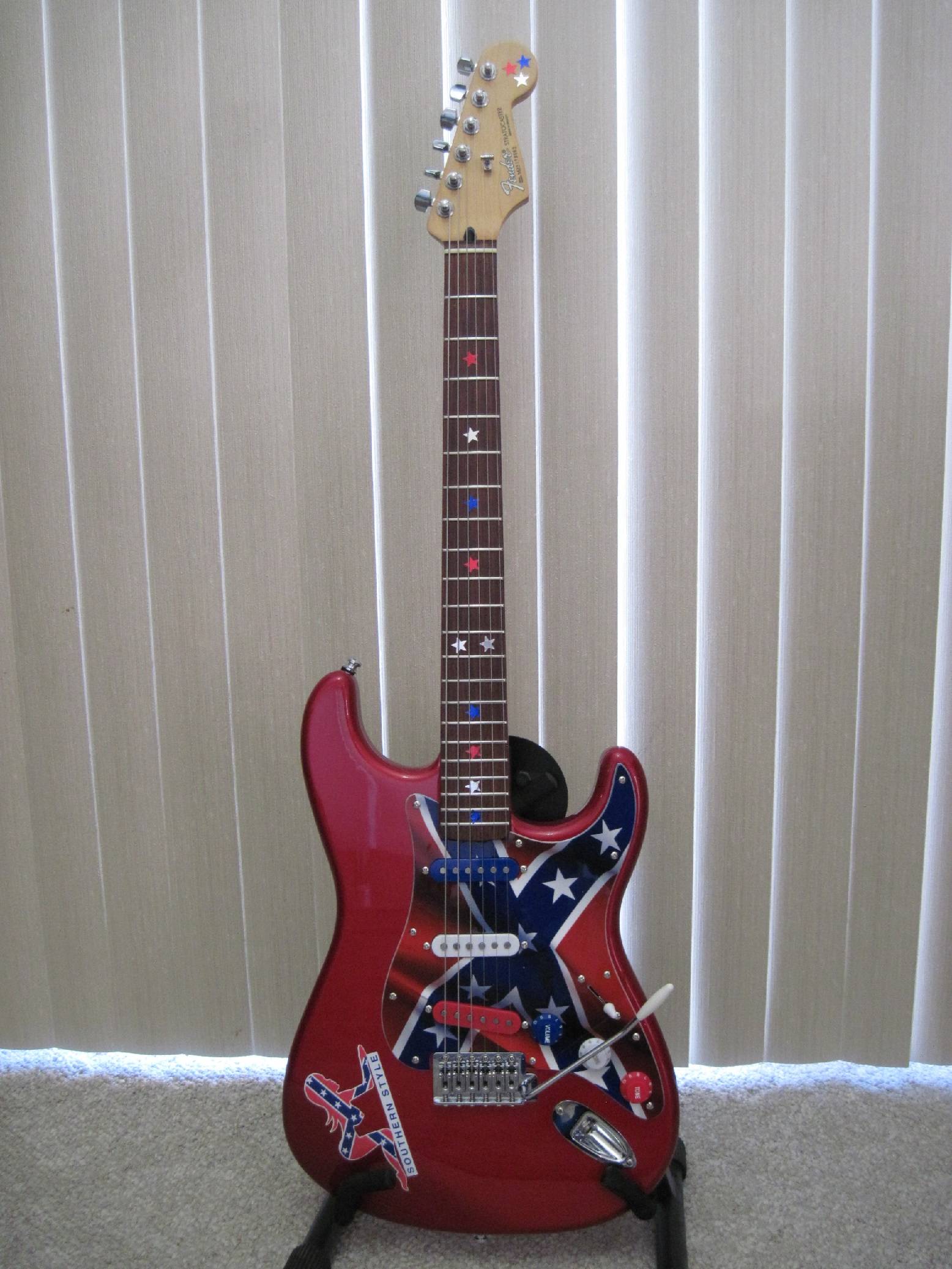 2005 Fender Stratocaster MIM Customized