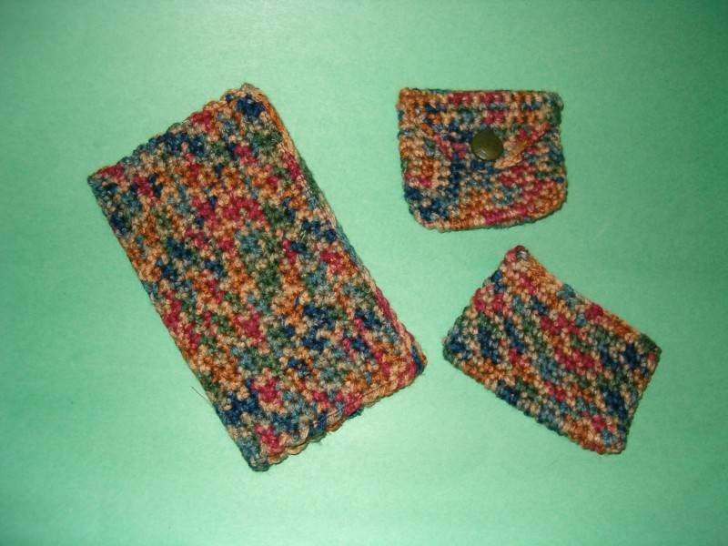 Crochet purse set. 