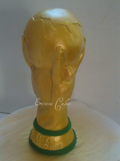 FIFA World Cup trophy cake (SP010)