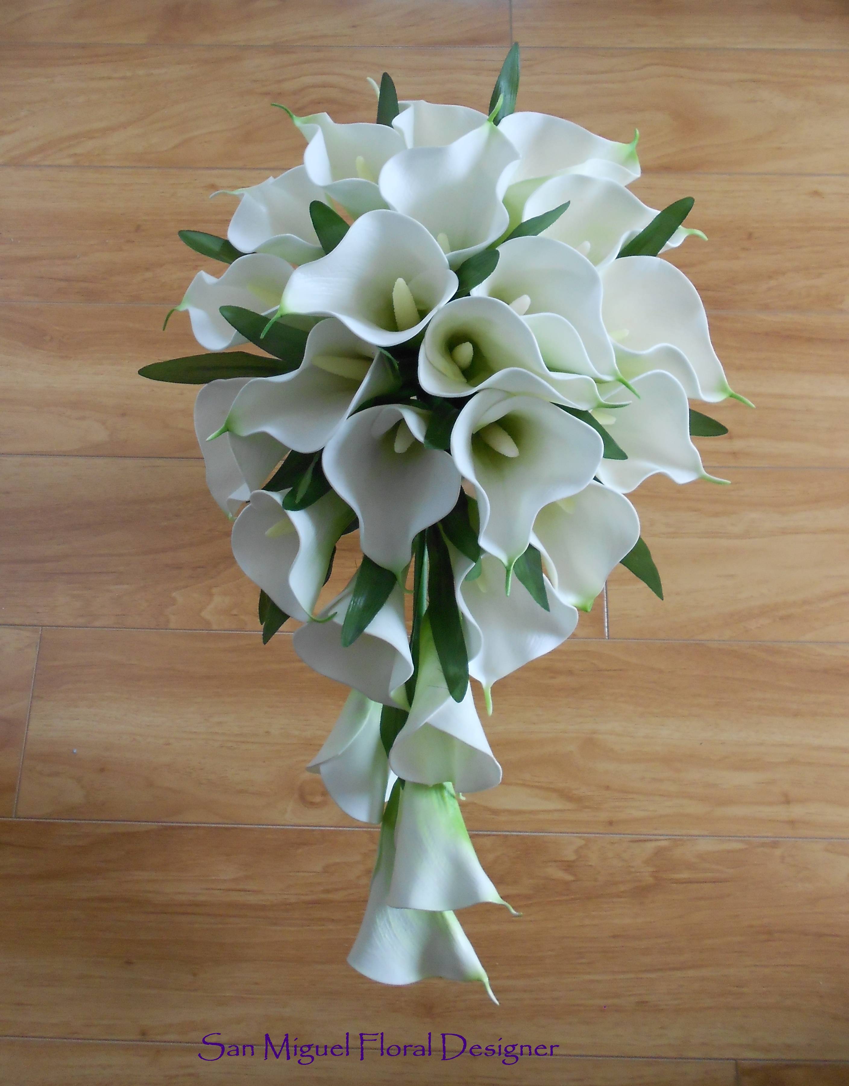 Teardrop Bouquet   #B40