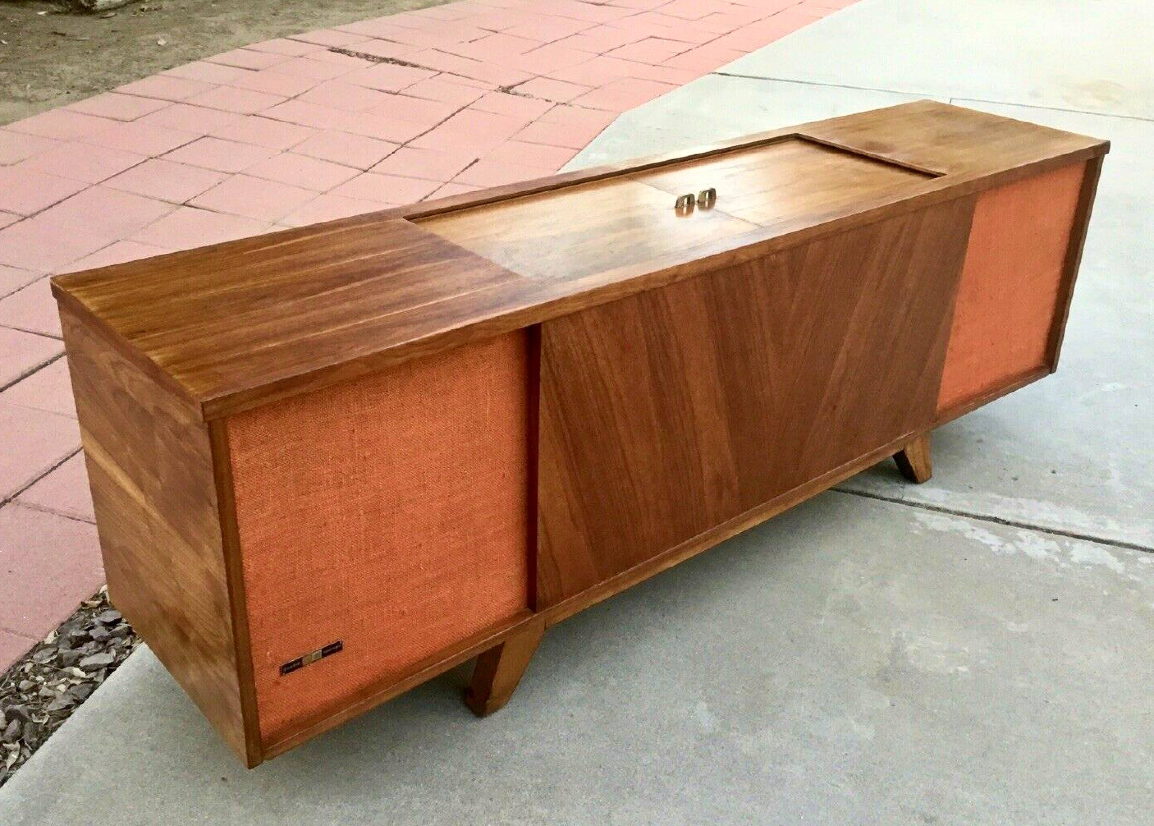 The Curtis Mathes, Super Audio 72, Mid Century Modern Curtis Mathes Stereo Console,