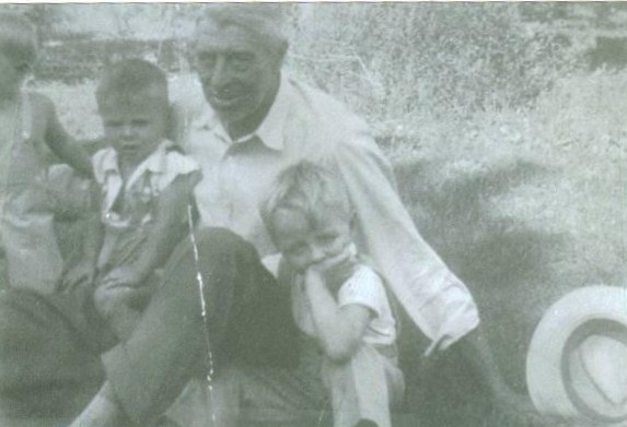 Elmer Linaweaver and His Three Grandchildren