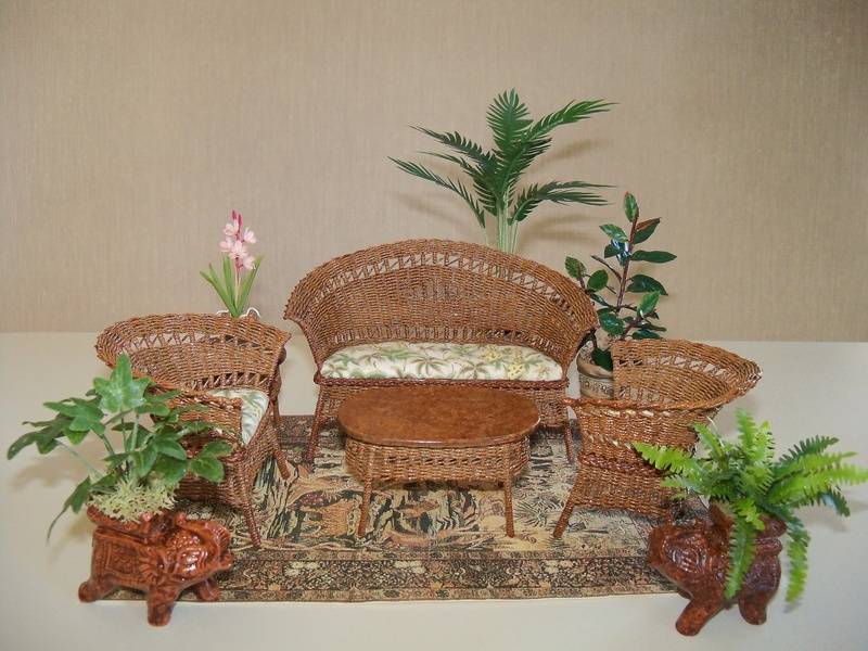 Tan stained wicker setting